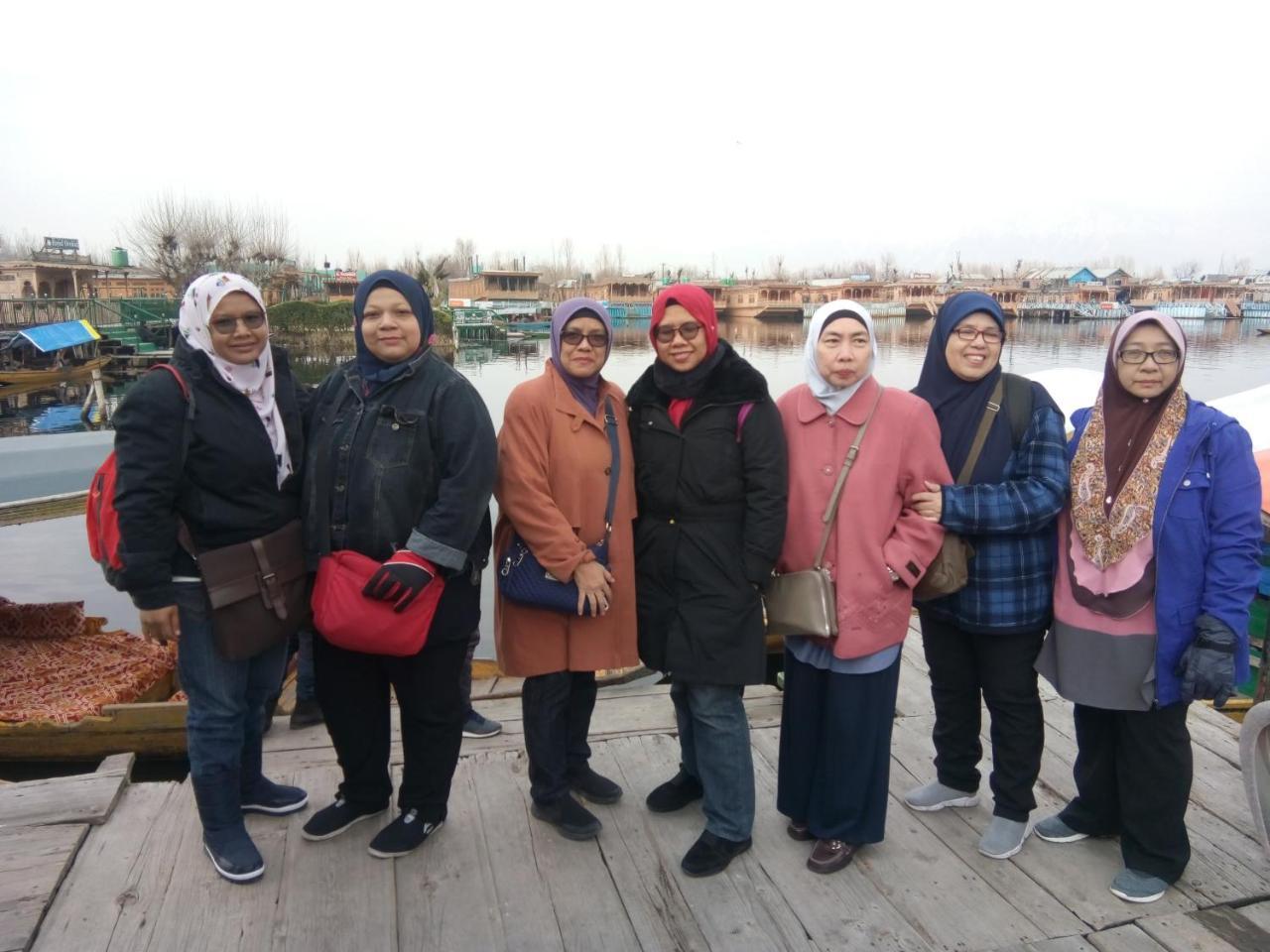 New Bombay Heritage Group Of Houseboats Srinagar (Jammu and Kashmir) Exterior photo